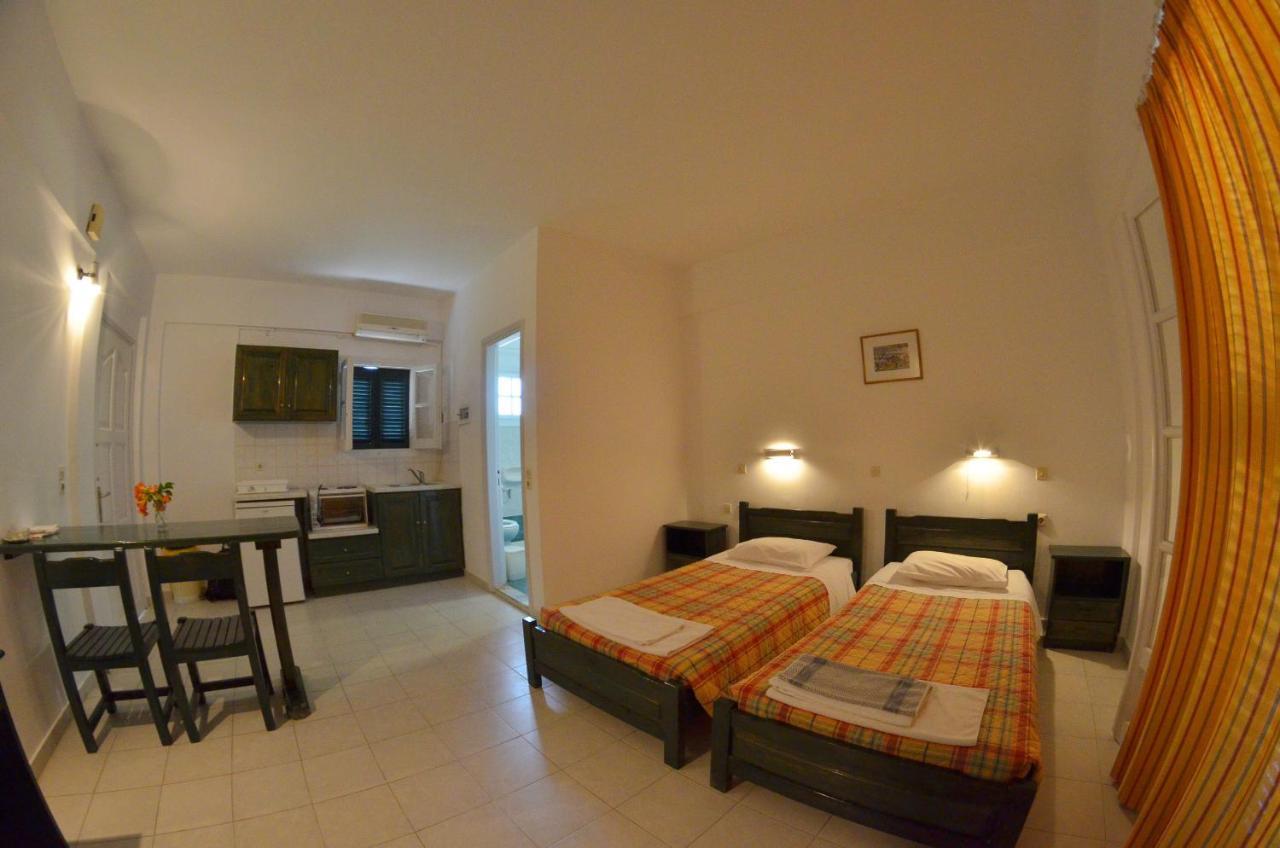Clio Apartments Sidari  Luaran gambar